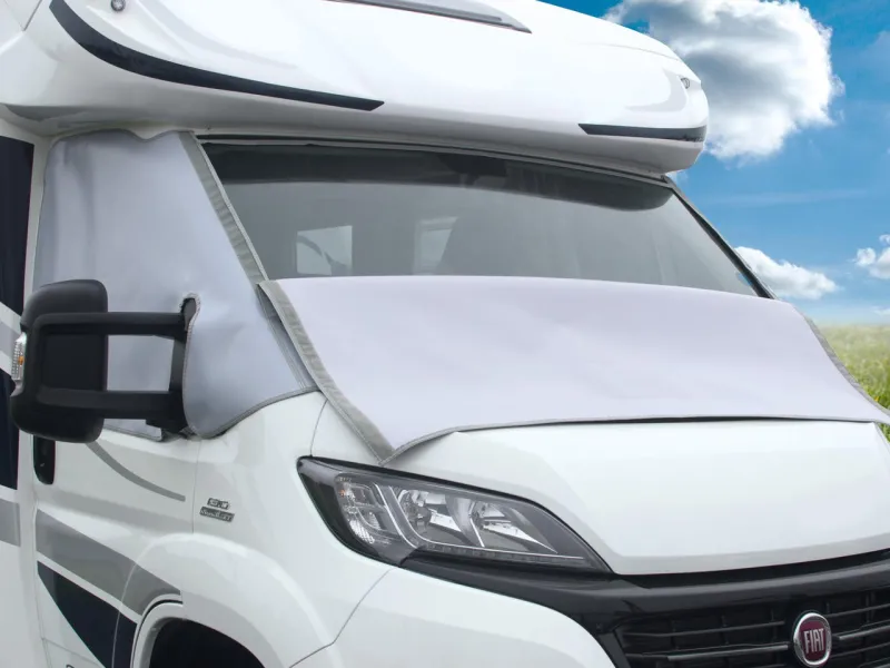 Clairval Thermoval® Luxe on a low-profile Fiat Ducato motorhome